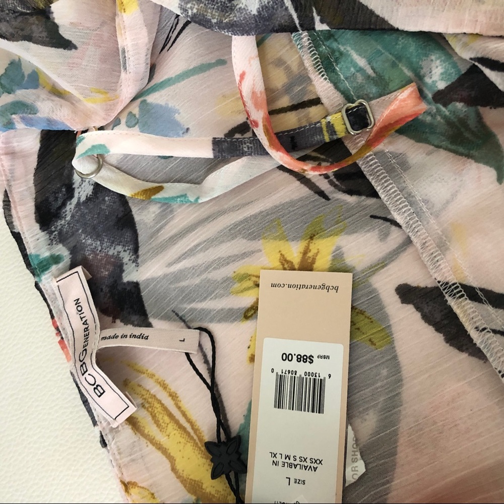 New BCBGeneration Ruffle Cami Top - Picture 5 of 5